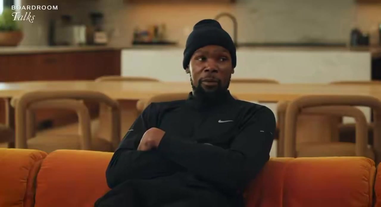 KD People know if they say something to me Ill say something back Youre goin leave feeling fucked up Imma hit you in the soul Im way better than you at life' since I was 10 I been talking shit like this I feel great I can provide them with one of their most core memories of their life