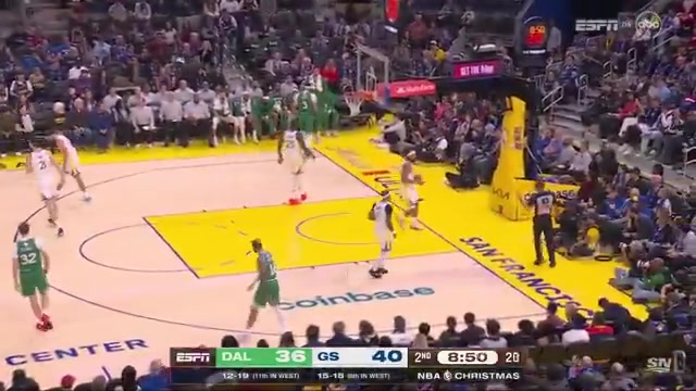 AD stops running on a fast break opportunity and then promptly subs himself out