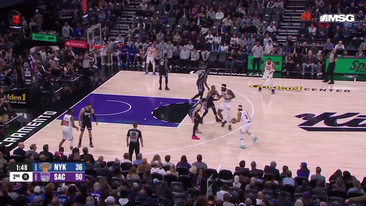 Lowlight Karl-Anthony Towns falls down driving to the basket stays on the ground in the backcourt and misses the easy loose ball rebound leading to a Kings 3 - Mike Brown heated on the sidelines