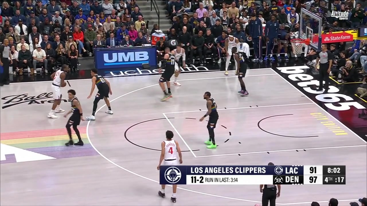 Kawhi Leonard gets to his spot and knocks down the fadeaway jumper over Spencer Jones pushing his total to 17 points and counting