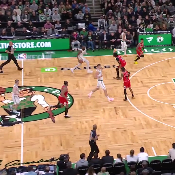 Jaylen Brown against the Bulls defense