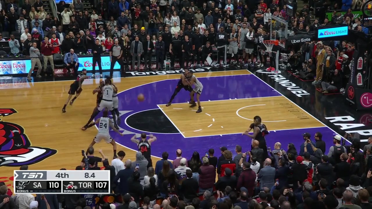 Brandon Ingraham misses the tough 3 off the top of the backboard and the Spurs win