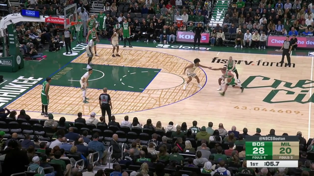 Sam Hauser makes the fadeaway no dip buzzer-beater jumper to end the 1st quarter off his owned missed 3 Celtics and Bucks commentaries