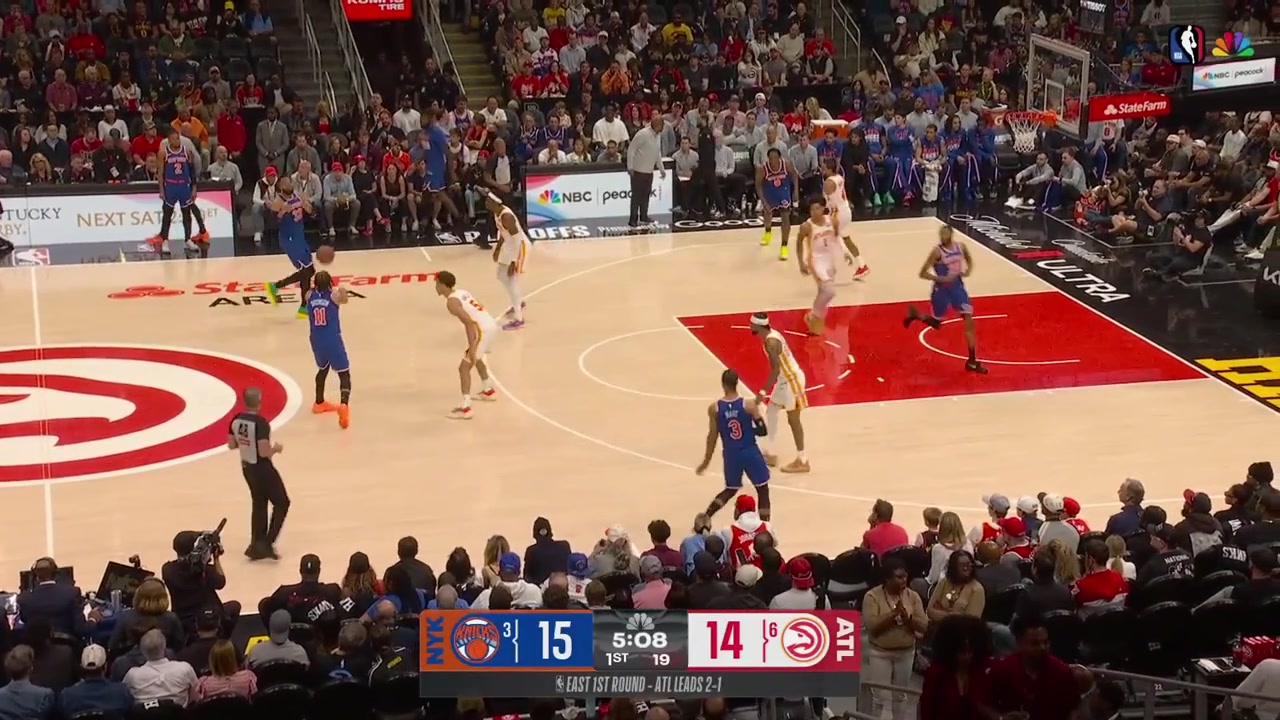 OG Anunoby post up Gabe Vincent and scores the hook shot over him Josh Hart strips Jalen Johnson and Mikal Bridges finishes with the fastbreak dunk with replays