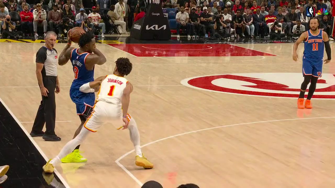 Lowlight Scott Foster confuses OG and Jalen Johnsons shoes and calls out of bounds on OG