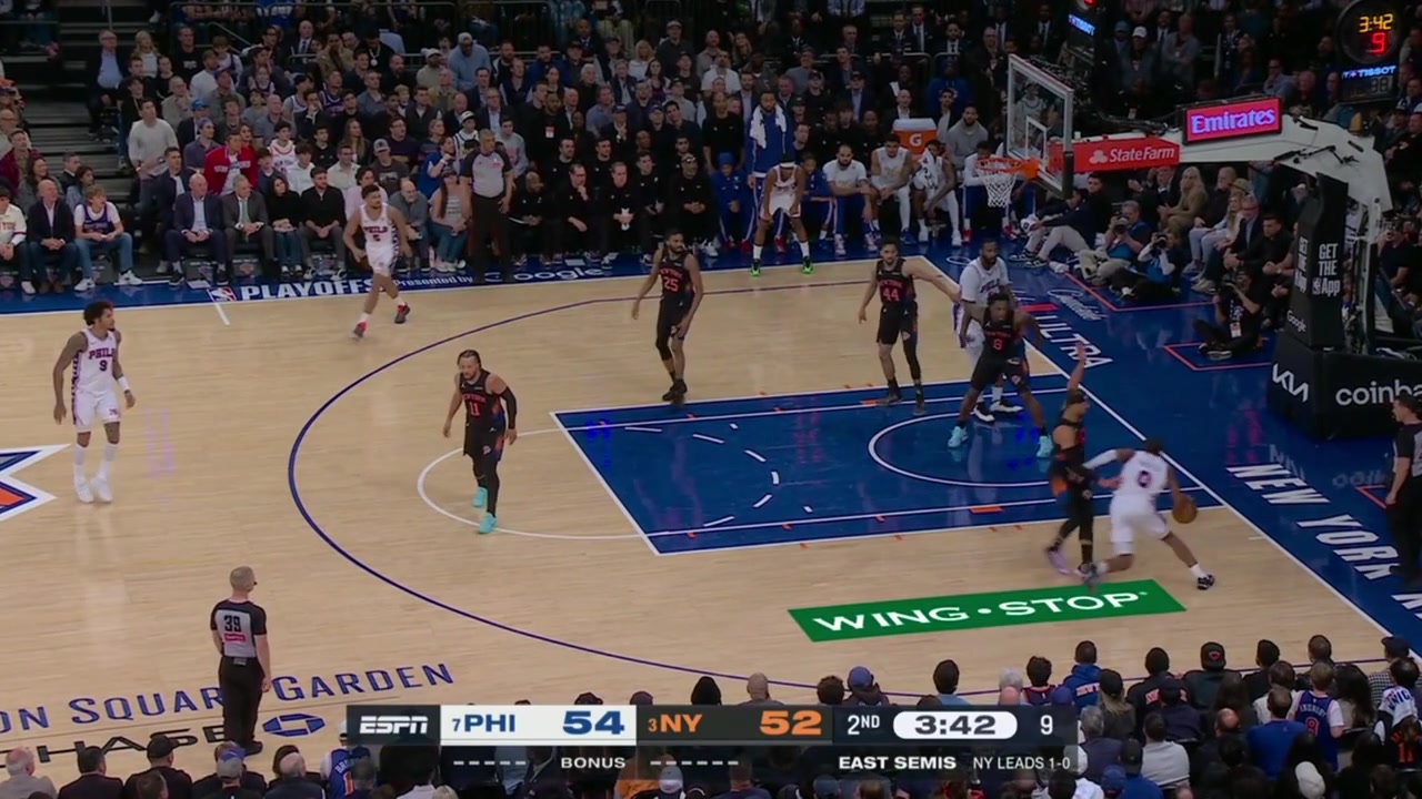 Mikal Bridges throws down oop from Josh Hart to tie the game