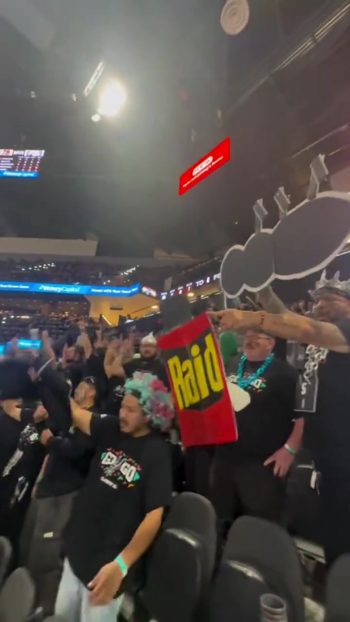 Spurs fans trolling Ant with a Raid signAnt saw it and started laughing