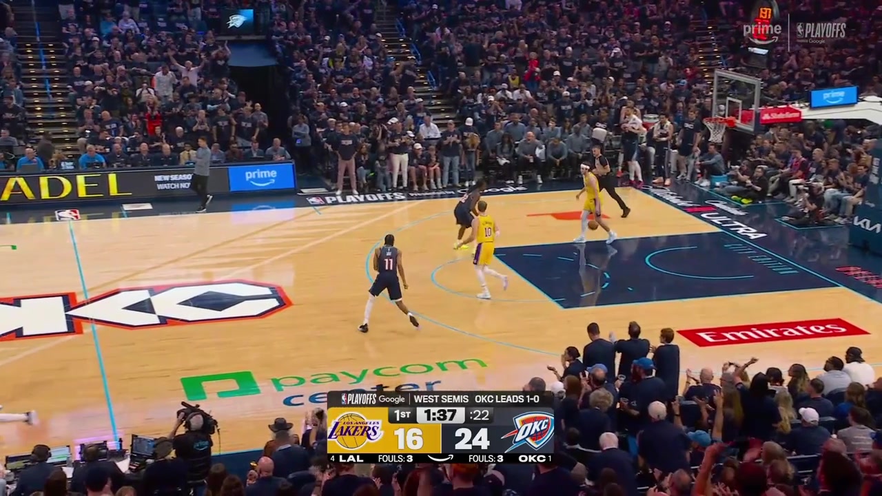 Reaves runs the floor loses control and throws it to Caruso leading to a jam by SGA