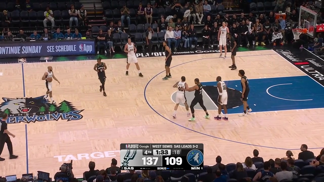 Mason Plumlee with the reverse dunk and Carter Bryant imitates Plumlee's dunk motion on the bench