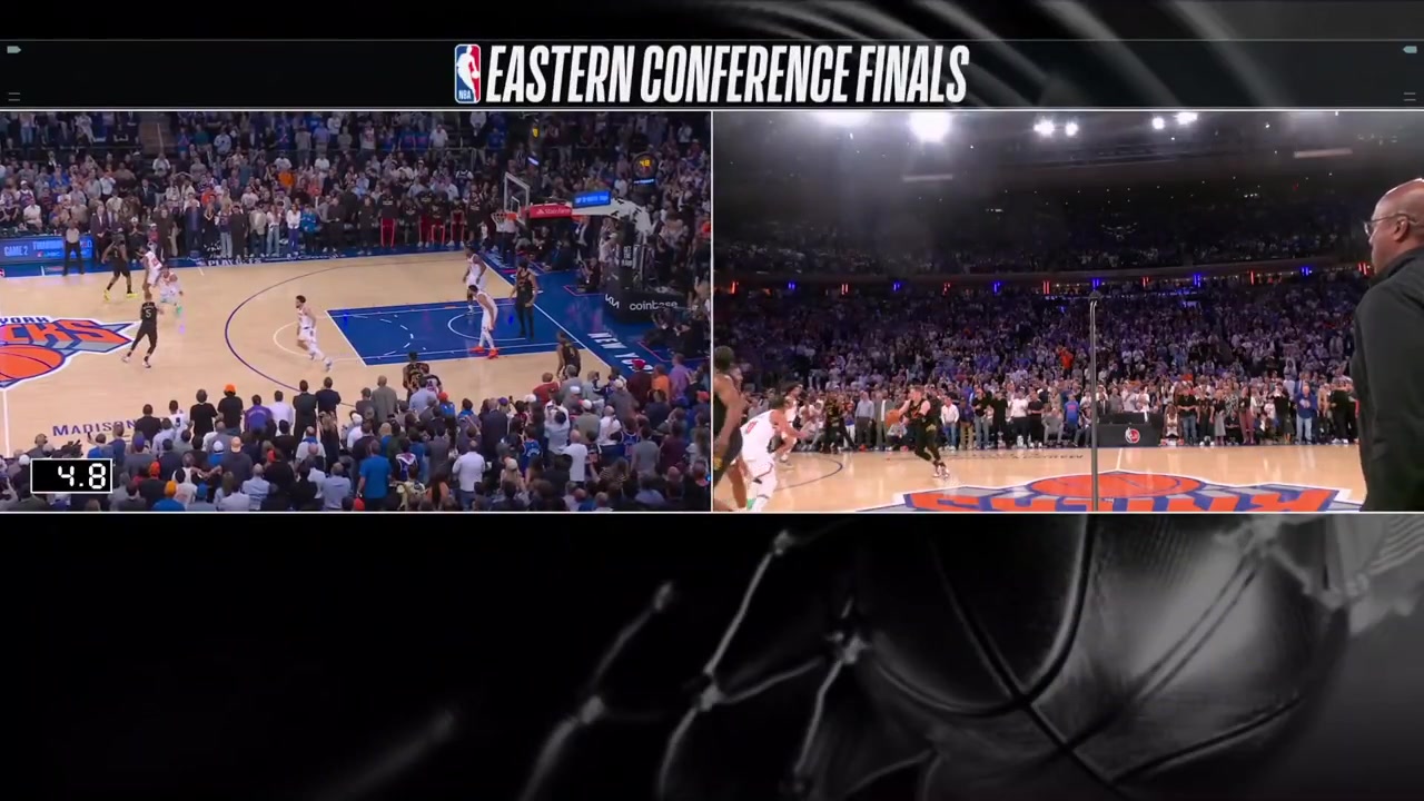 The refs ignore the timeout call by Mike Brown with 1 second remaining in the 4th quarter