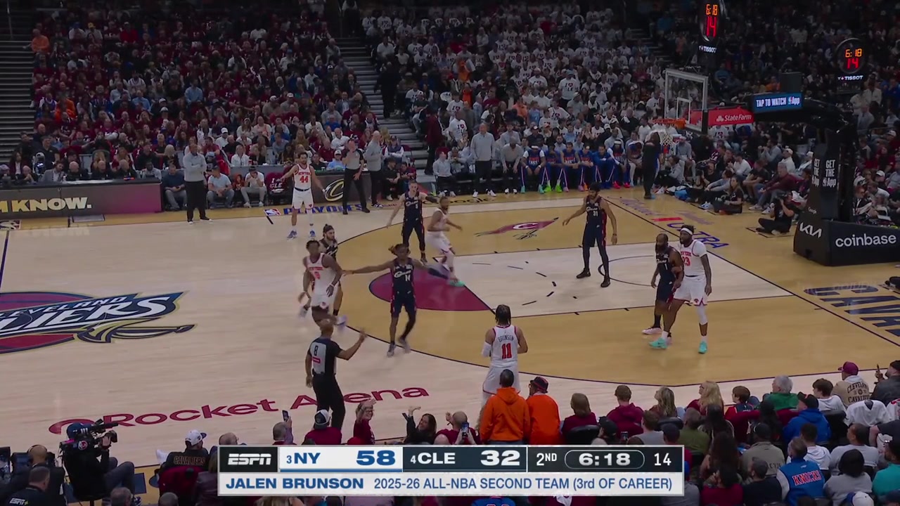 Landry Shamet hits the 3-pointer to put the Knicks up 29 in the 2nd quarter
