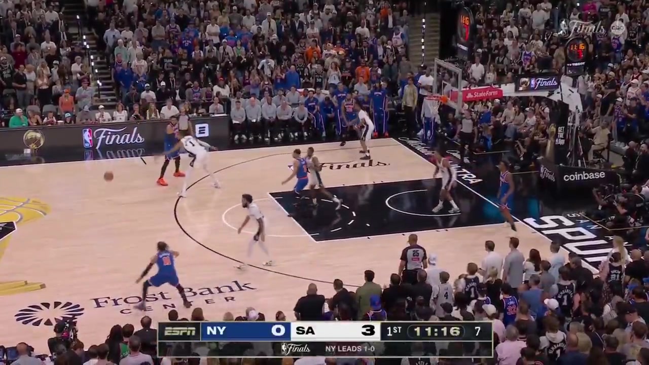 Jalen Brunson full FOOTAGE vs San Antonio Spurs 105-104 W - Game 2 - 2026 NBA Finals20 Points on 725 FG 280 28 from 3 250 45 FT 80 5 Rebounds 2 Off Rebs 6 Assists 4 TOV 5 Steals 2 PF and a - of -10 in 3741 minutes played