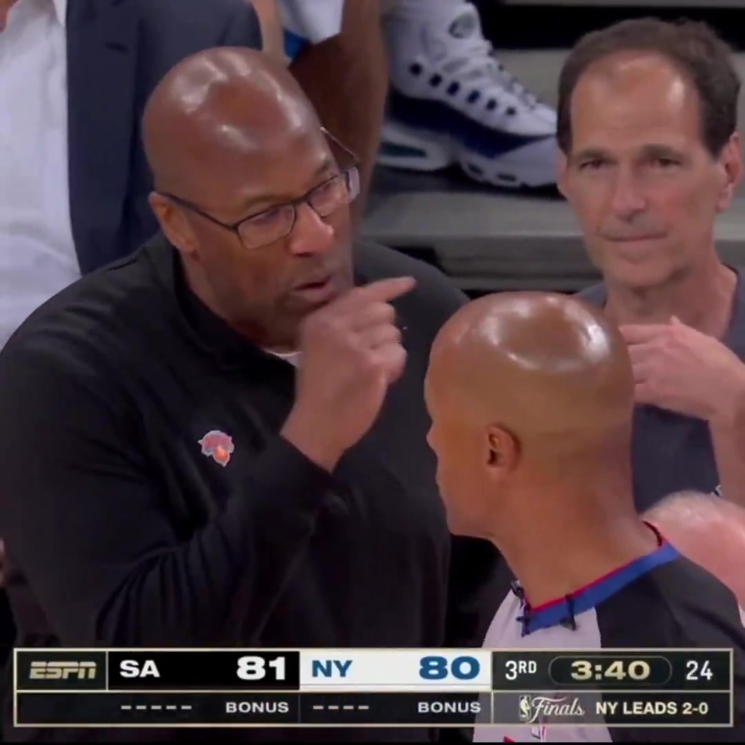 Mike Brown Over here you called it a foul but over there you called it a travelRef Marc Davis Ah sht you're right