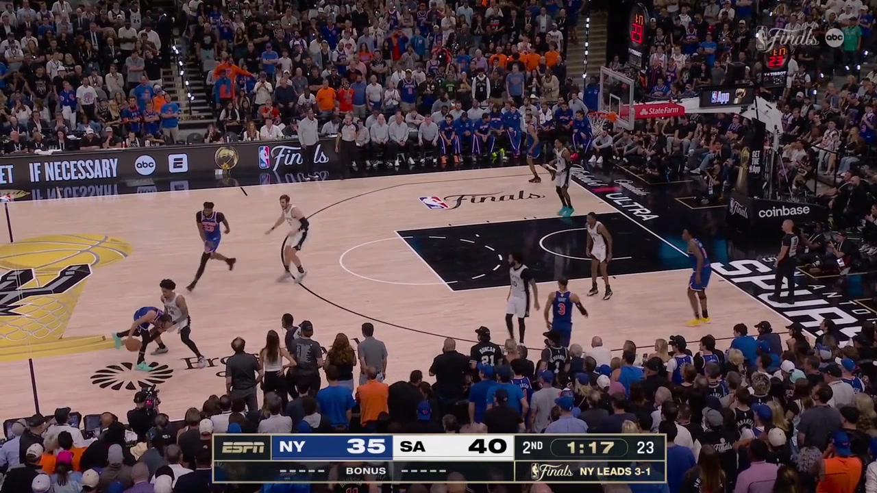 Mikal Bridges scores the floater over Luke Kornet to cut the Spurs' lead to just 3 with a replay