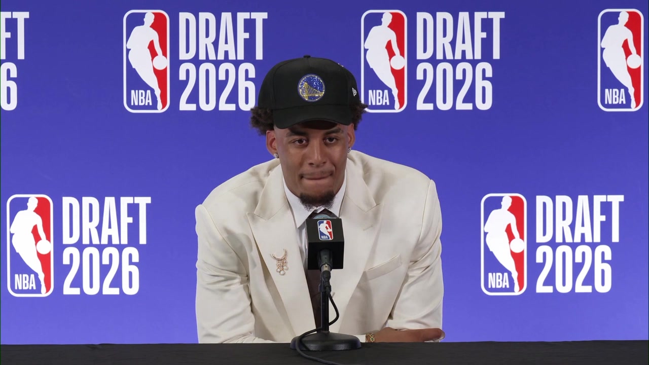 Yaxel Lendeborg on the hypothetical of Draymond Green giving him the number 23 jersey in exchange for wearing Michigan State gear every day Nah I'm not doing it man I hate those guys