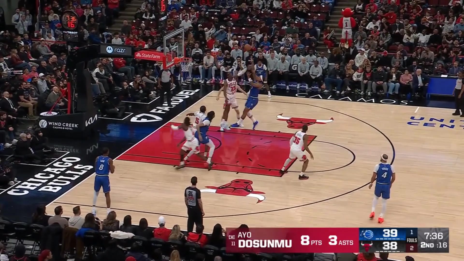 Matas Buzelis puts Jalen Suggs on a poster featuring an incredible Stacey King call RIP