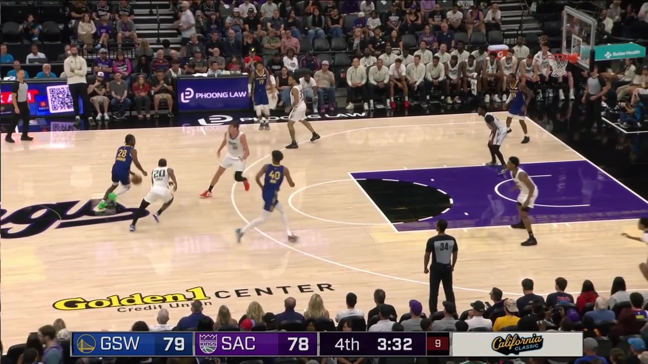 Adam Flagler steals the ball and lobs it to Marquel Sutton who somehow banks in the lefty alley-oop And-1 tip in to give the Kings their first lead of the night with a replay