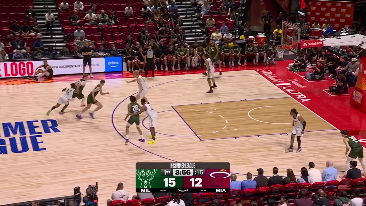 Bogoljub Markovi makes the layup through contact and Ryan Conwell with a nice move and layup at the other end