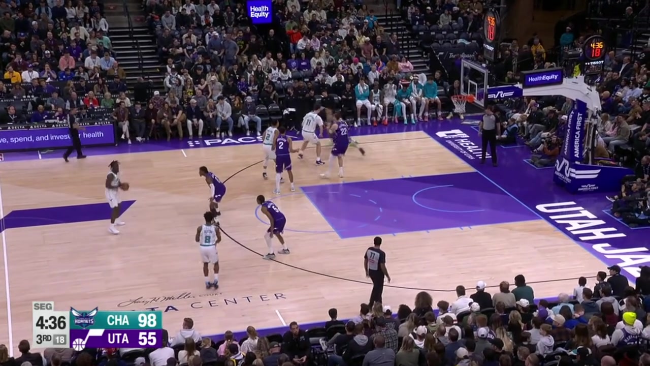 The Jazz announcers react as the Hornets go up 47 in the 3rd qu… - NBAclips
