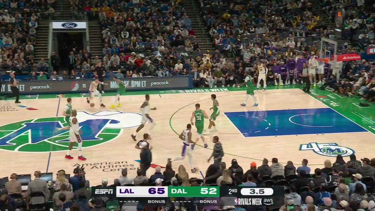 Lowlight Deandre Ayton cannot connect on the alley-oop lob by Luka Doncic to end the 1st half