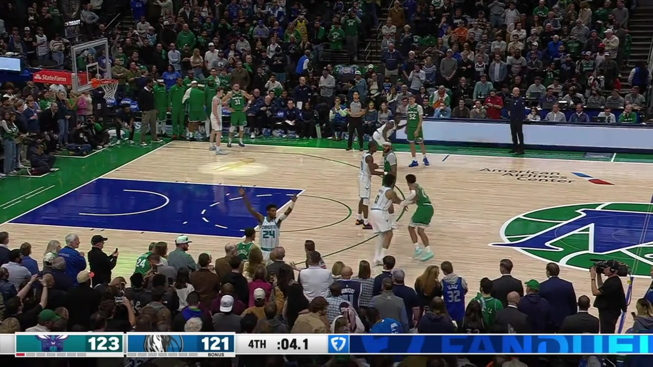 Lowlight Cooper Flagg misses the potential game-tying shot over 2 defenders and the Hornets win with replays