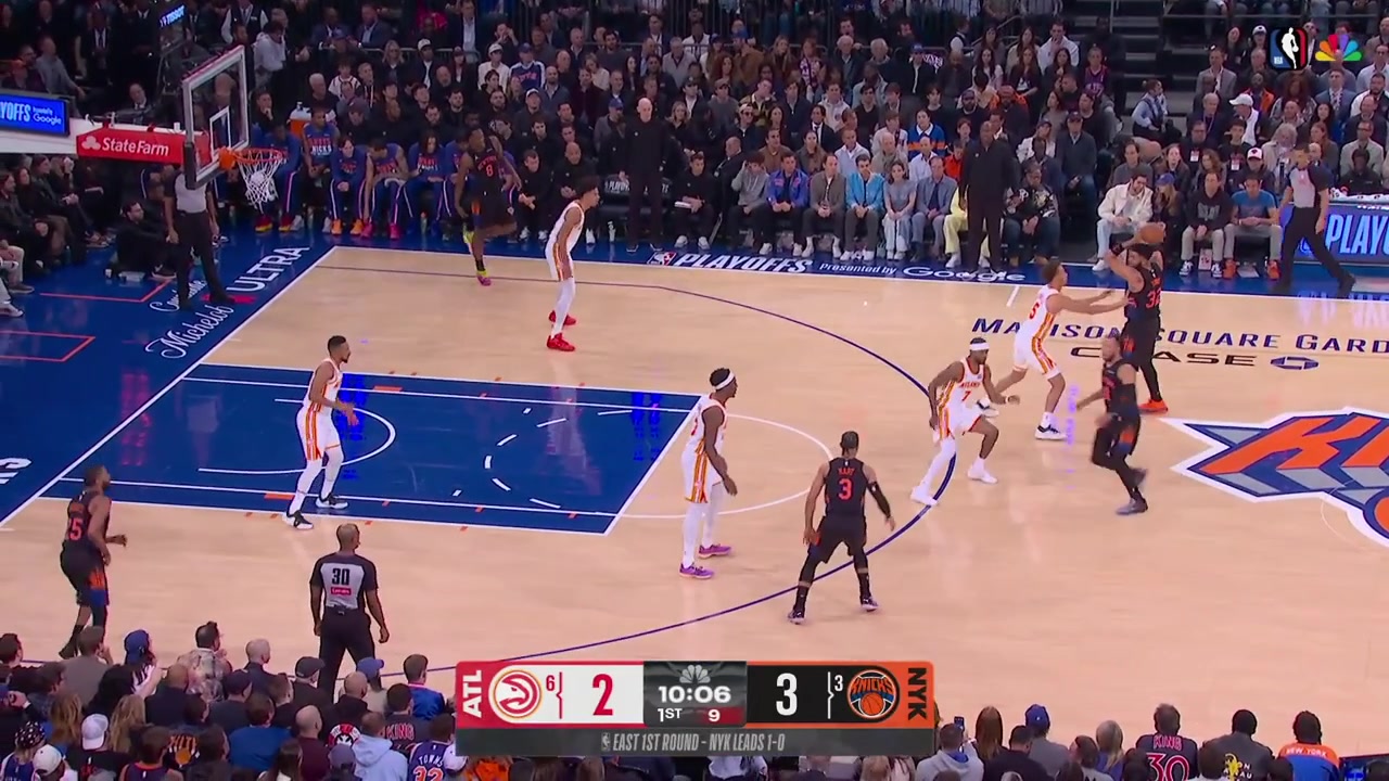 Josh Hart goes around Dyson Daniels drives and dunks it with two hands and shortly after hits the fadeaway in the paint over Onyeka Okongwu with replays