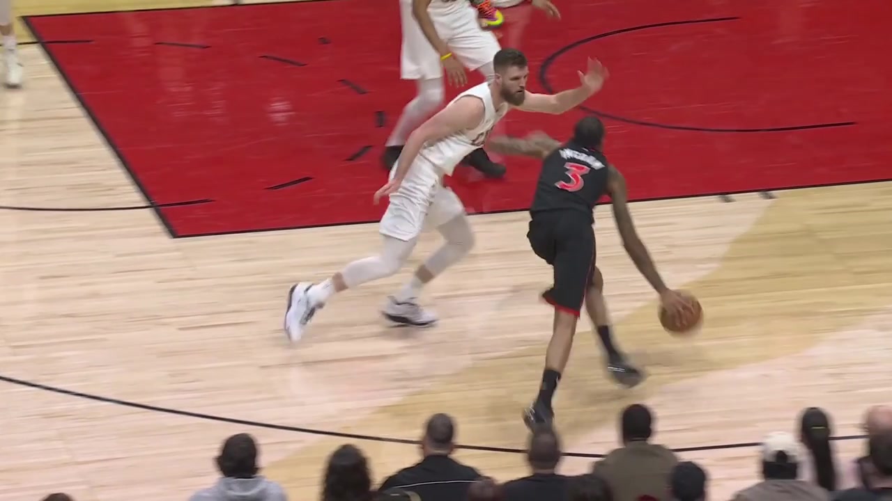 Replays of some Brandon Ingram highlights that were shown during the game