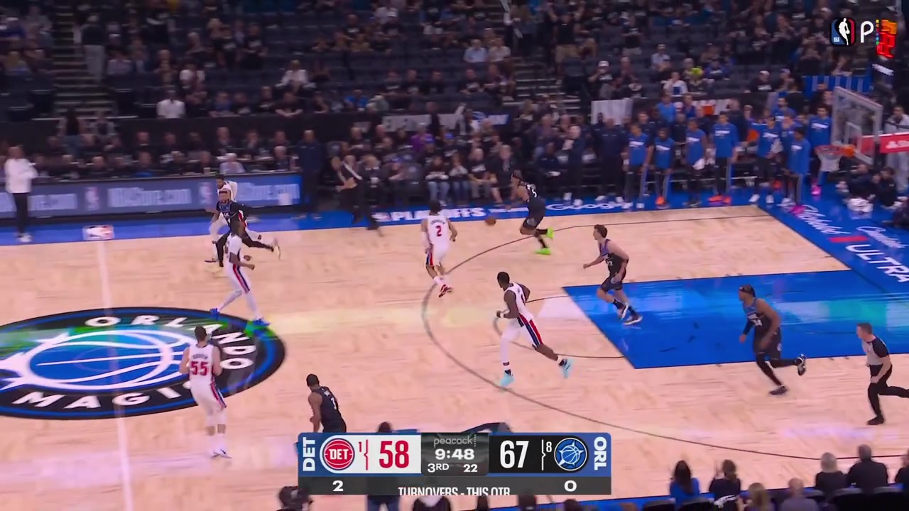 Paolo Banchero nearly puts Ausar Thompson and Jalen Duren on a massive And-1 poster but fails to do so His teammates come to cheer him up