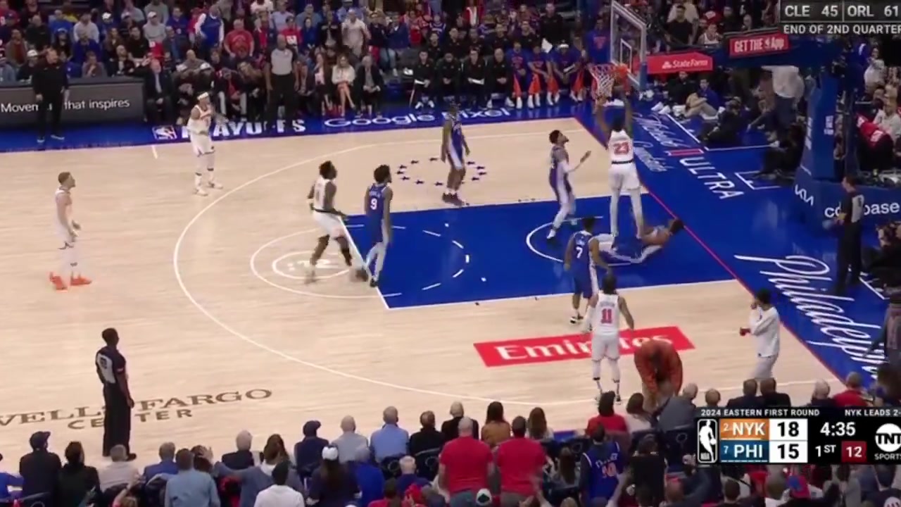 Joel Embiid yanks Mitchell Robinson whilst hes in midair resulting in a flagrant one penalty 42524