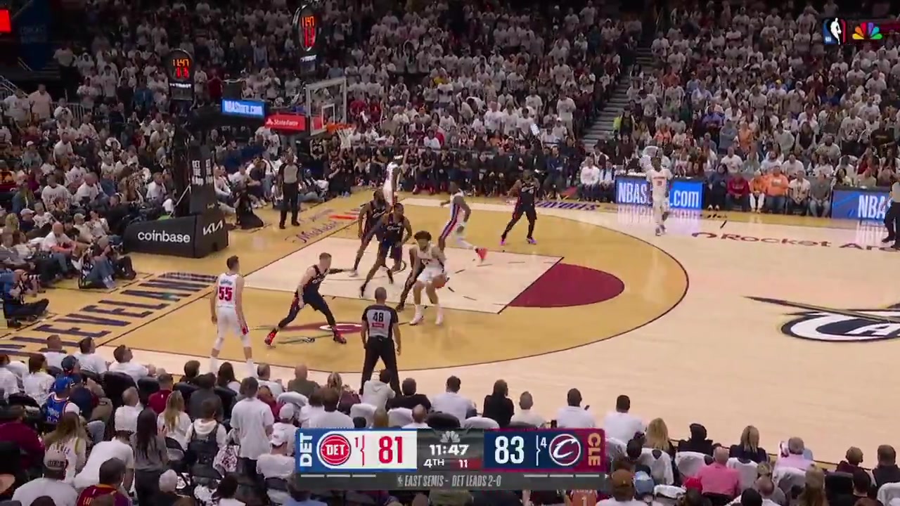 All the possessions in the 4th quarter - Cleveland Cavaliers vs Detroit Pistons - Game 3 - Eastern Semifinals - 2026 NBA Playoffs
