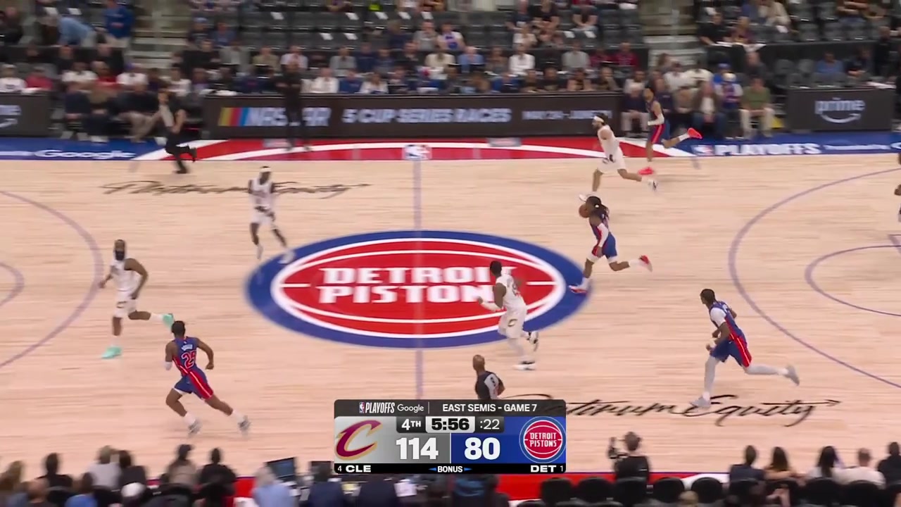 Ausar Thompson takes Max Strus down and Strus doesn't appreciate itThey both exchange words and Strus receives a technical foulThe staff and players separate the two who didn't initiate anything further A tech on Strus upon review as James Harden tries to move him away