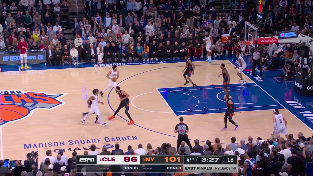 Jarrett Allen misses the floater Jalen Brunson grabs the rebound goes coast to coast for the easy layup on Donovan Mitchell putting the Knicks up 17 with 3 minutes remaining in regulation with a replay