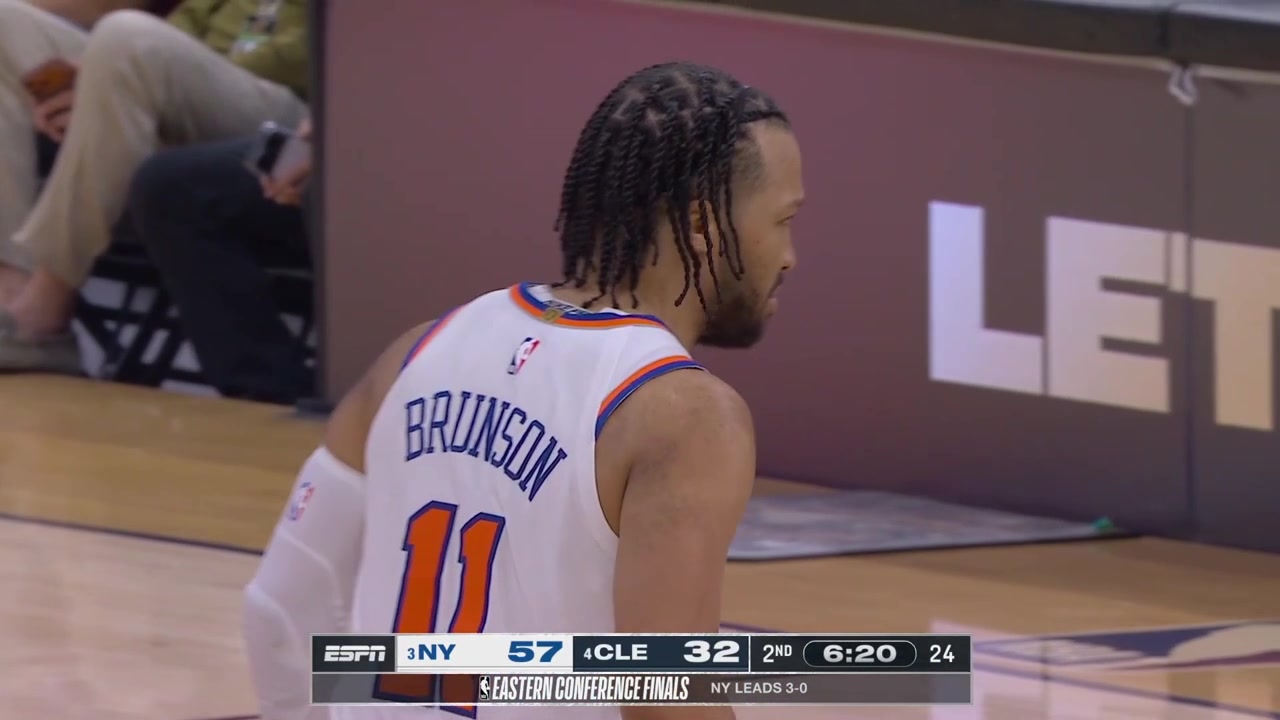 Jalen Brunson receives 'MVP' chants in Cleveland and he also gets the offensive rebound off his own missed free throw