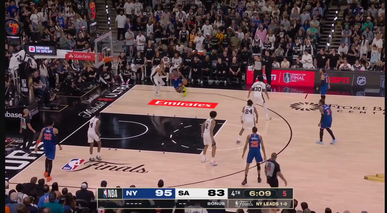 HIGHLIGHT OG ANUNOBY THROWS IT DOWN OVER WEMBANYAMA