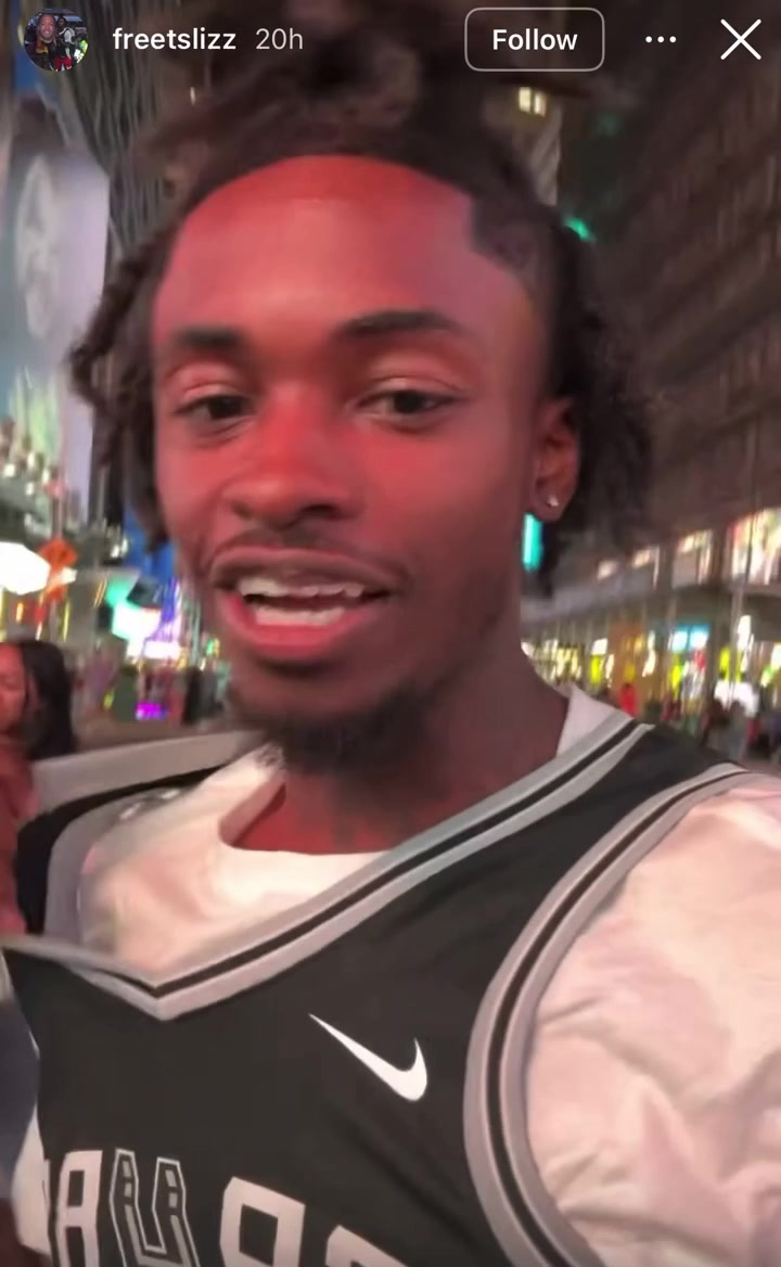 Spurs fan is actually a streamer