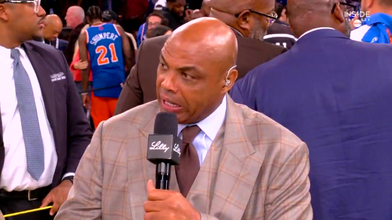 Charles Barkley on DeAaron Fox's blunder That was a DUMBASS play