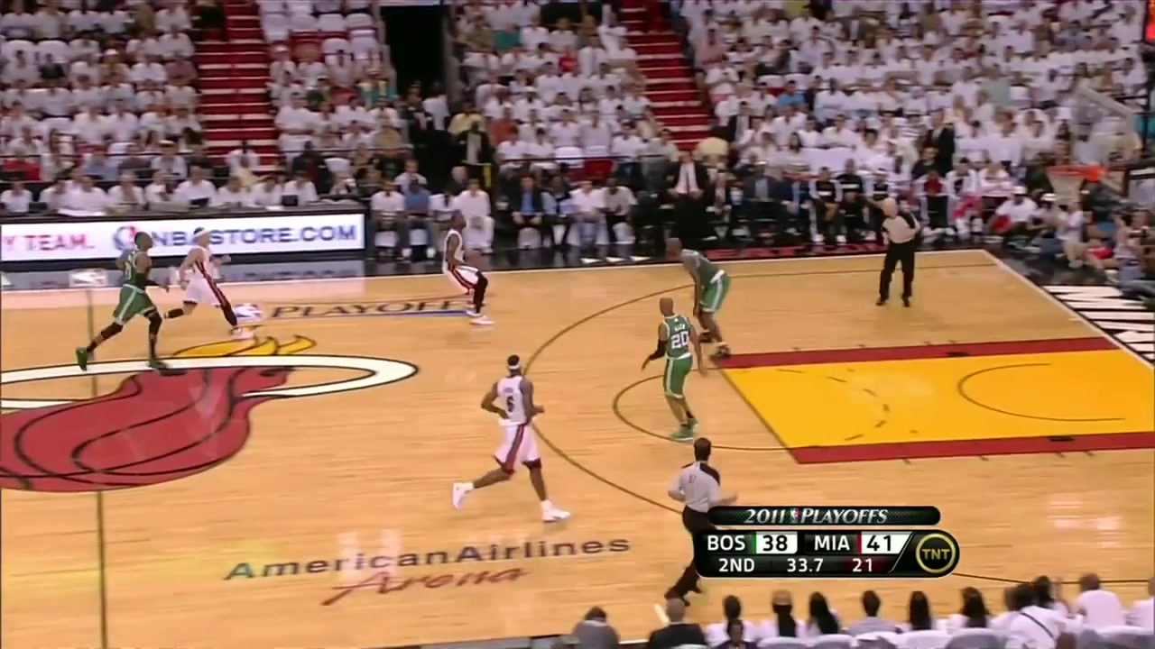 Dwyane Wade sends Kevin Garnett to the shops with a nasty Euro then breaks Ray Allen's ankles 25 seconds later