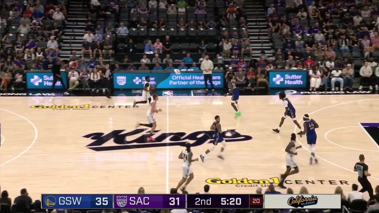 Viktor Lakhin with a nice no-look dime to Jonathan Mogbo for the easy 2 with replays