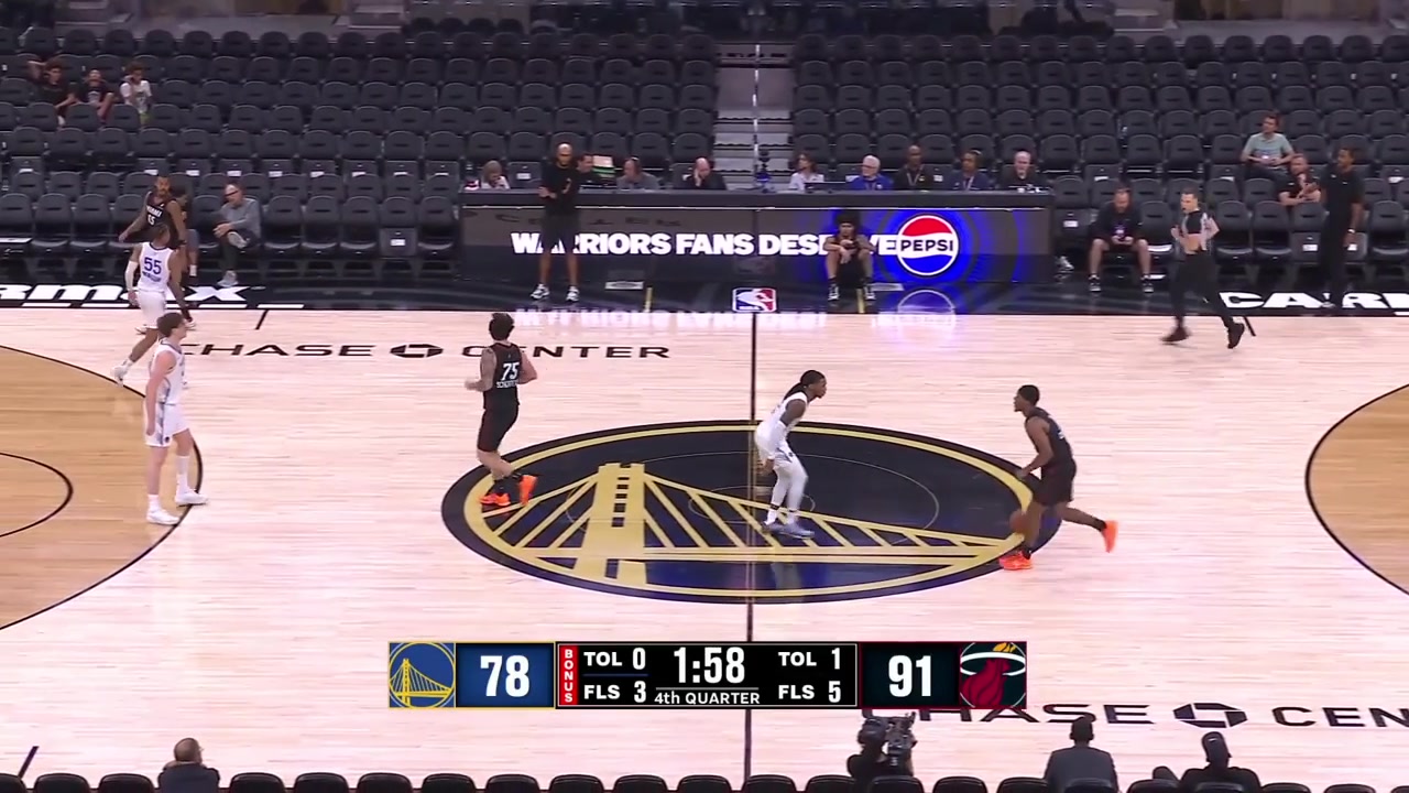 Tre White drives and finishes with the hammer jam with replays