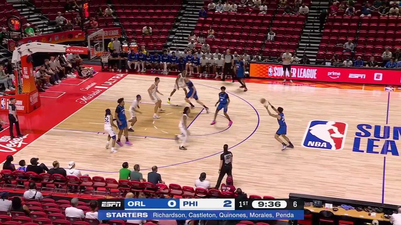 Jase Richardson dominates 1st half hits a step back over Labaron Philon to beat the shot clock then drives around Philon and dunks it with force and then scores another 3 over him In the 2nd quarter - nice layup finish and a 3-pointer