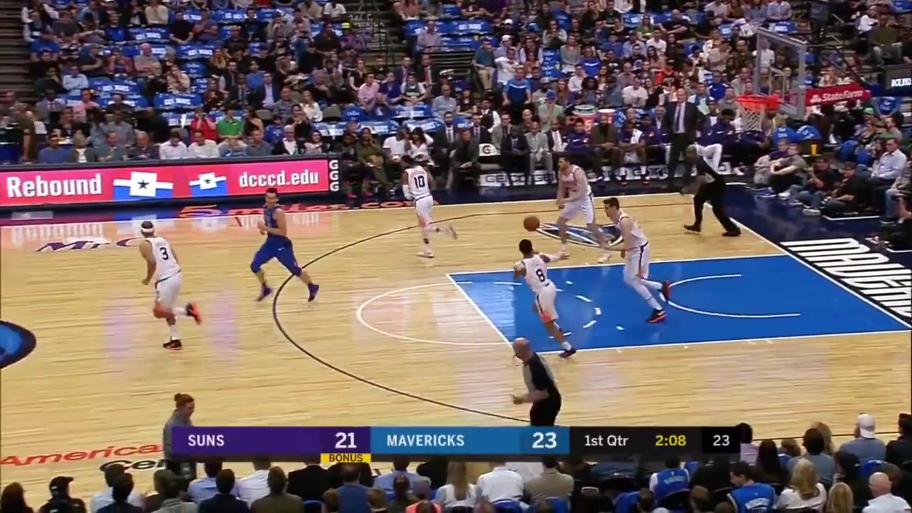 Shaquille Harrison soars up high for the alley-oop dunk the putback dunk and the windmill dunk with replaysIn the final game of the season 4102018