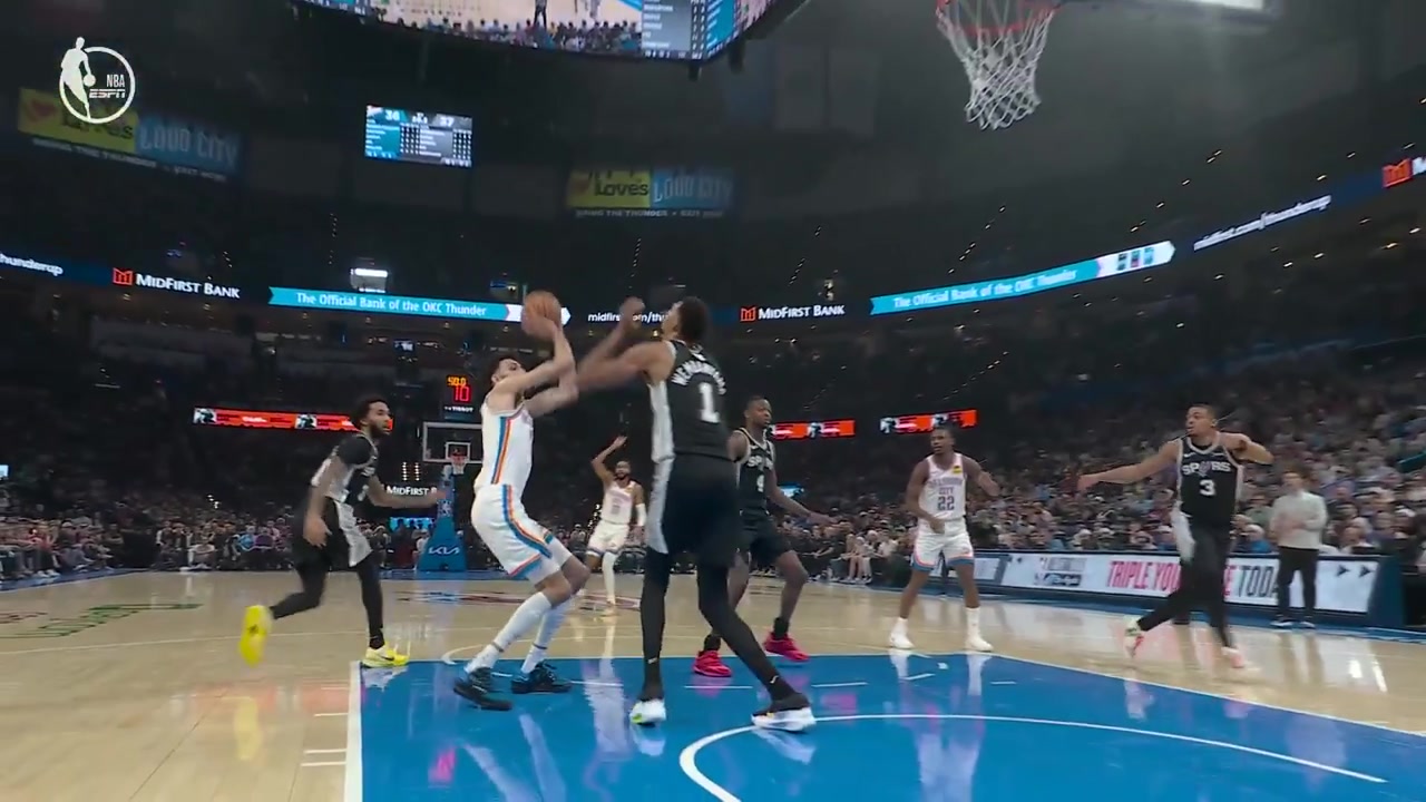 Wemby loudly celebrating after Chet misses his free throw