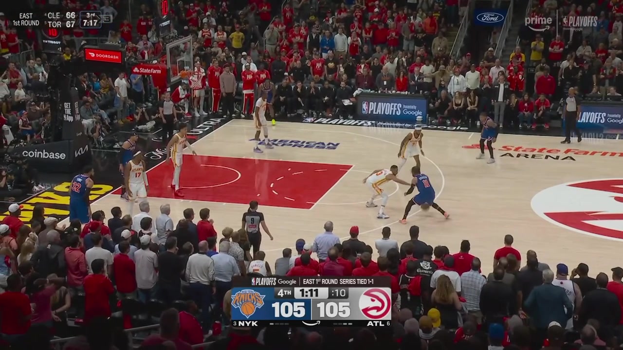 Jalen Brunson isolates CJ McCollum and gets the bucket plus the foul