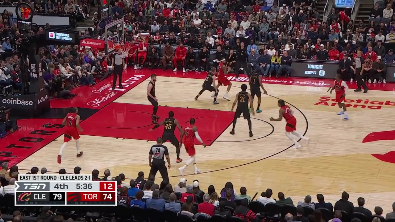 Collin Murray-Boyles with the thunderous putback dunk with a replay