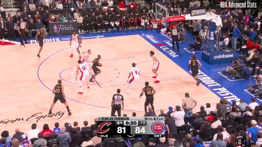 Cade Cunningham in the 4th quarter of Game 2 2026 East semis