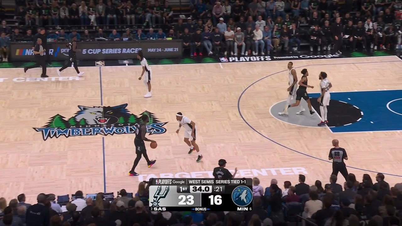Anthony Edwards hits a 3-pointer and then hits a deep buzzer-beater 3 to end the 1st quarter giving him 13 points with replays