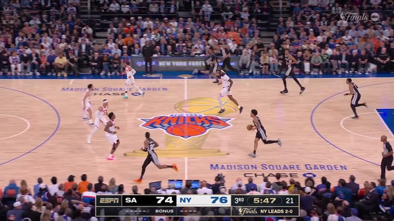 Victor Wembanyama fakes the 3-point attempt and finds Keldon Johnson for the driving layup then grabs a rebound and hits a deep 3 to give the Spurs the lead