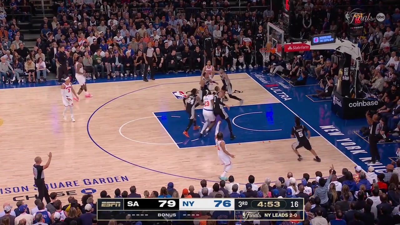 Mitchell Robinson gets the offensive rebound on Victor Wembanyama passes the ball and in the next time he tips in the offensive boardBrunson is called for his 4th foul with 429 minutes remaining in the 3rd quarter with a replay