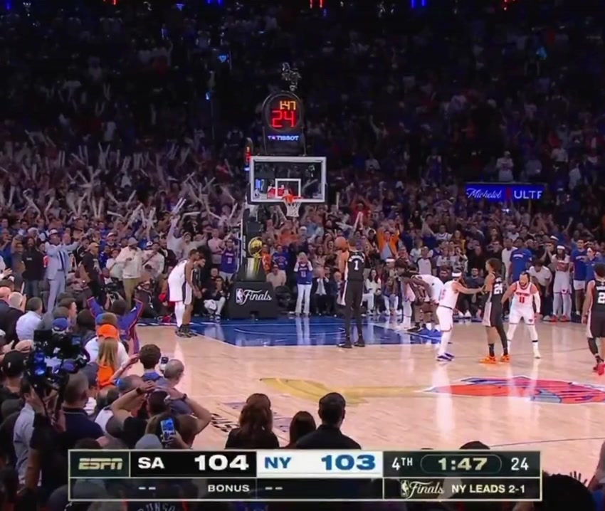 Lowlight Victor Wembanyama Misses The Two Biggest Free Throws Of His Career