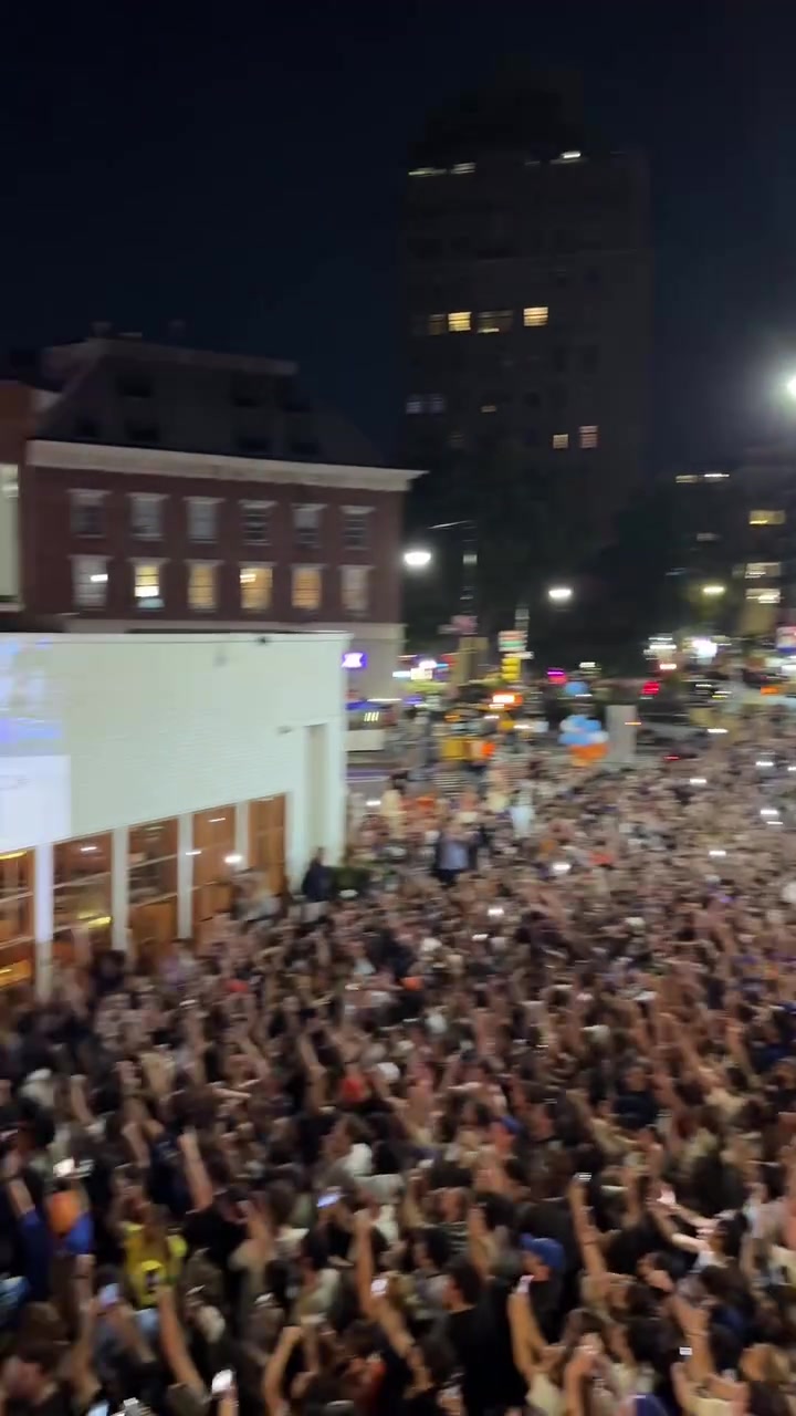 A better angle of the west village knicks block party reacting to the win